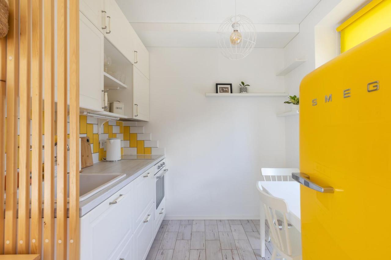 Yellow Studio Paupys Lägenhet Vilnius Exteriör bild