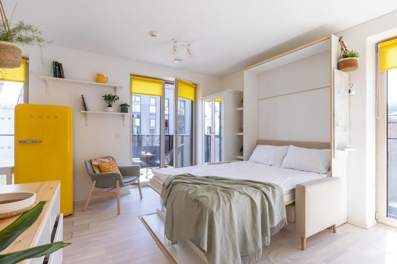 Yellow Studio Paupys Lägenhet Vilnius Exteriör bild